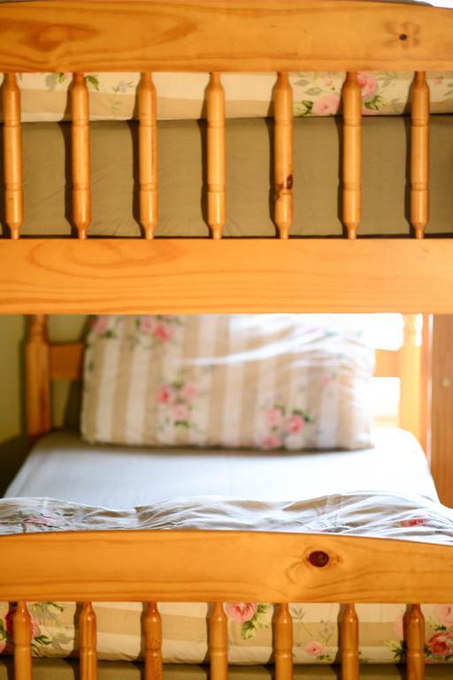 Finnegans Hostel And B&B Accommodation トラリー エクステリア 写真