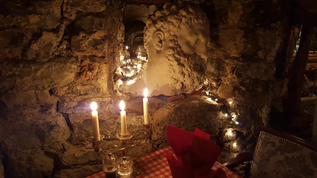 Finnegans Hostel And B&B Accommodation トラリー エクステリア 写真
